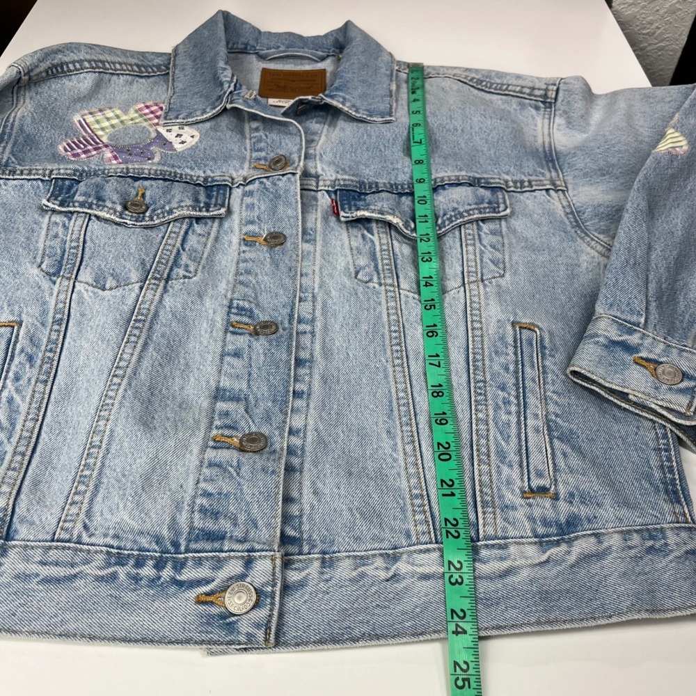 Levi's Premium 90's Trucker Jacket Womens M Fresh As A Daisy Patchwork Jean Coat - Picture 12 of 16